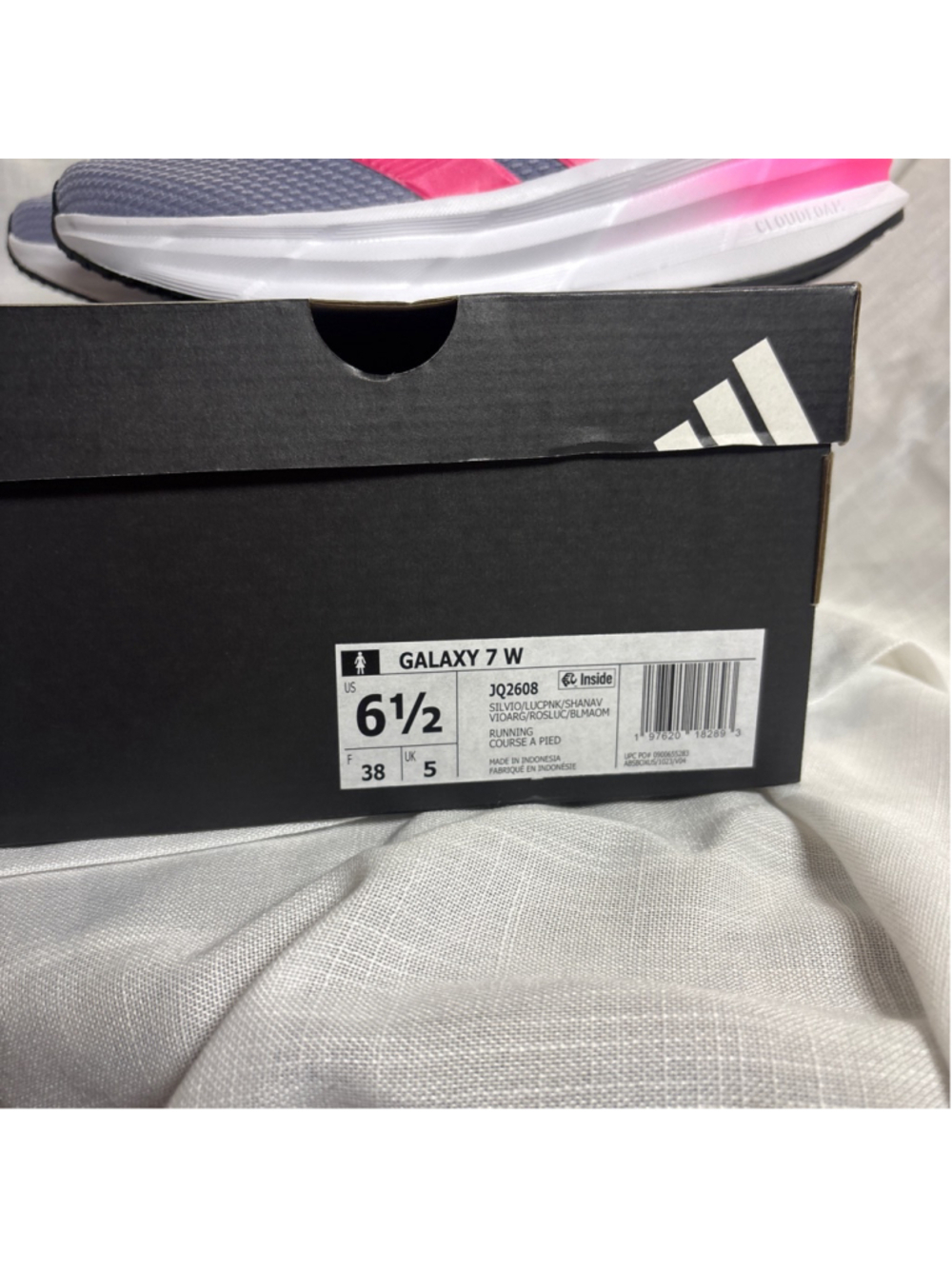 NEW IN BOX Adidas Galaxy 7 W Running Course A Pied sz 6.5 - Picture 2 of 9